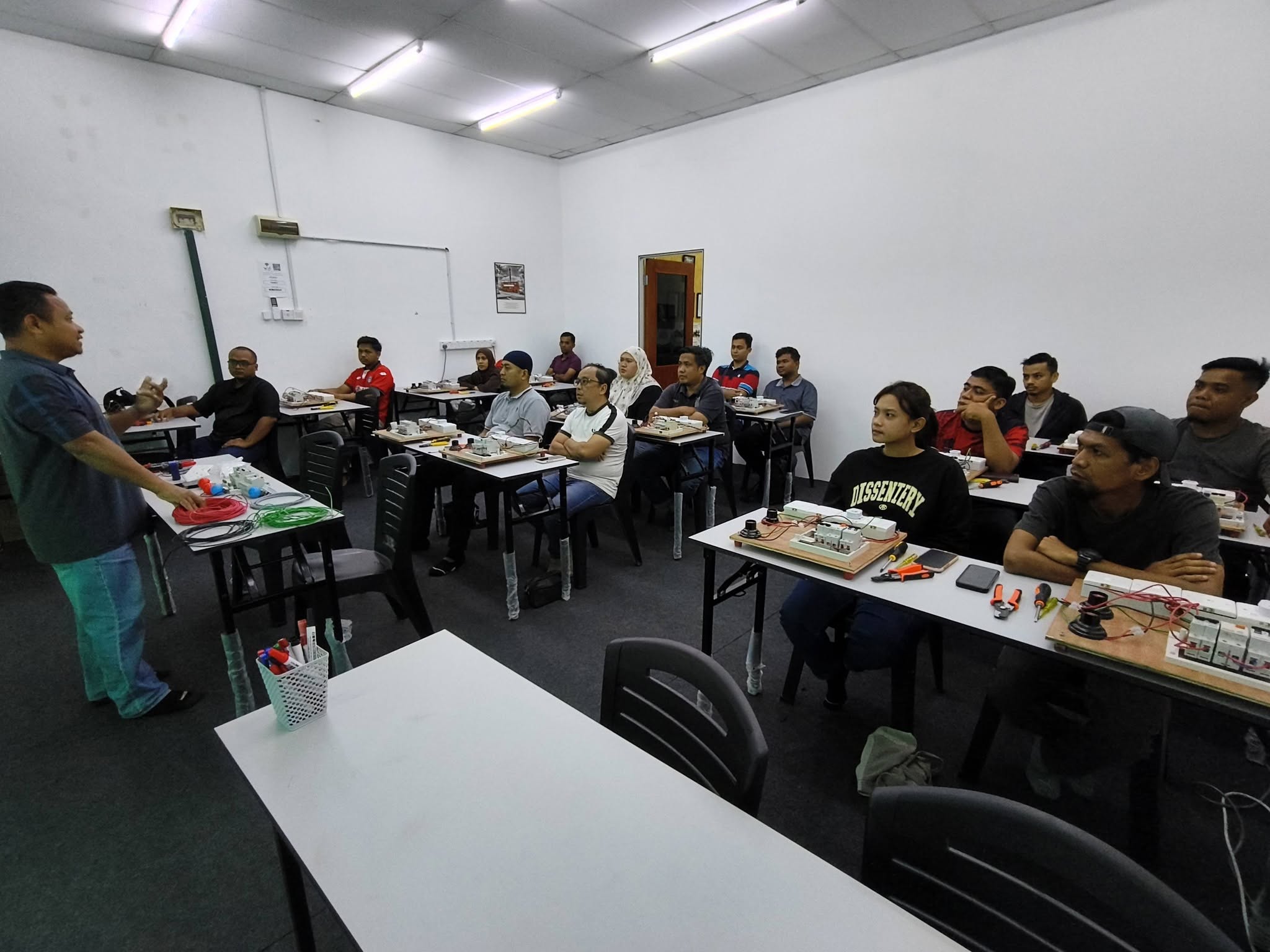 Sesi latihan dalam kelas