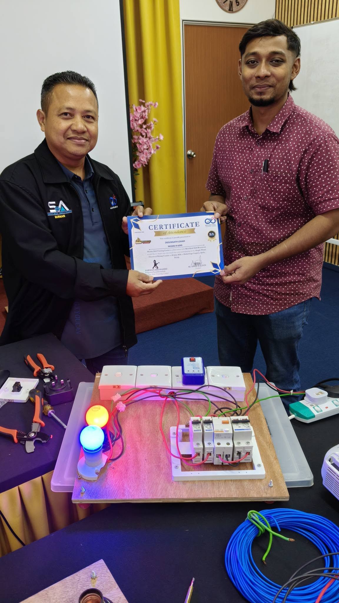Penerima sijil program